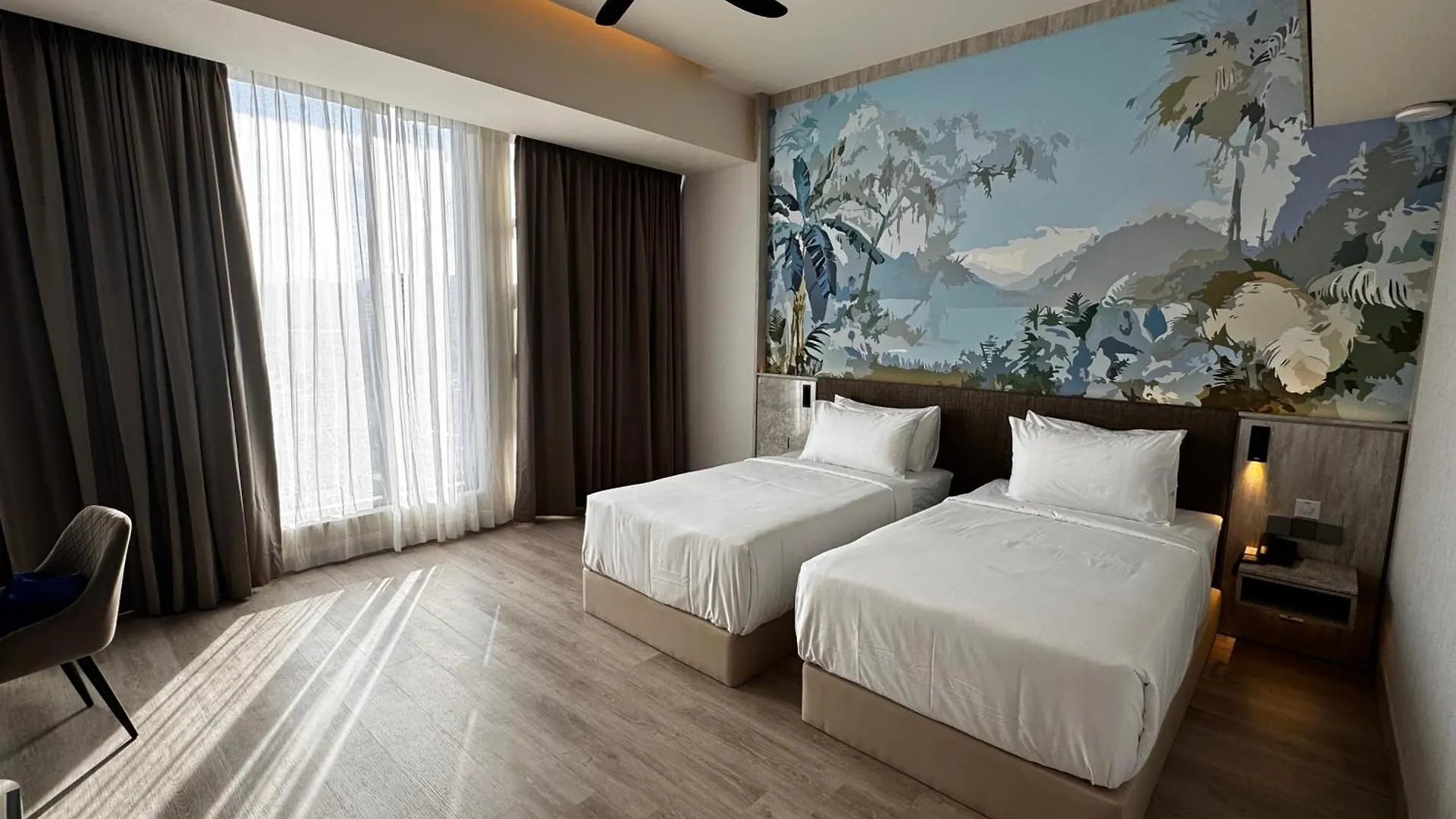 Fifth Avenue Hotel George Town