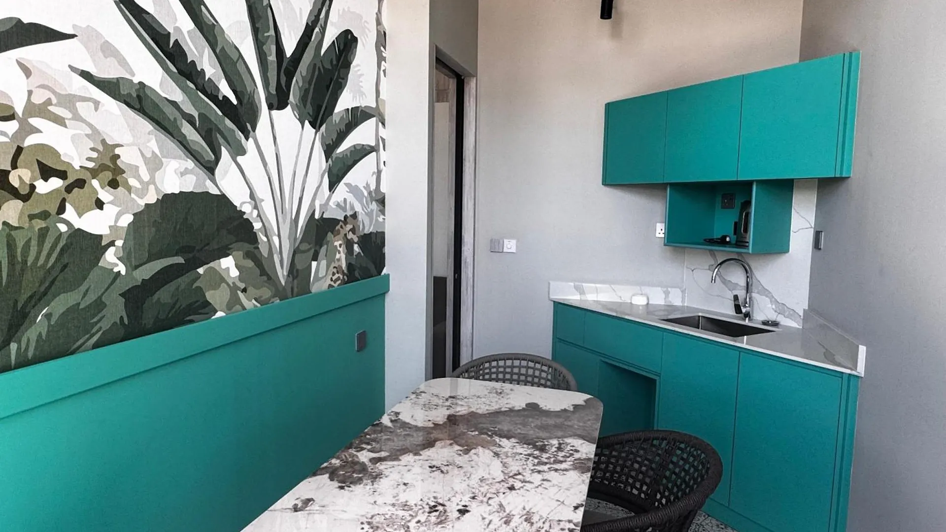 Fifth Avenue Hotel George Town